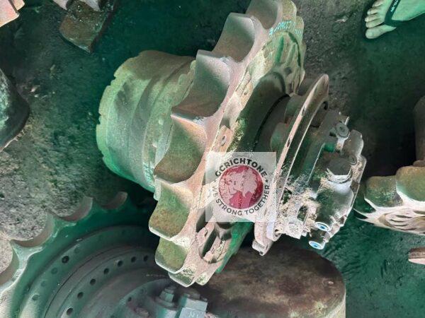 Конечная передача в сборе бортовая редуктор+гидромотор хода Hitachi 9181678, 9233689 ZX230-6 (3) Конечная передача в сборе бортовая редуктор+гидромотор хода Hitachi 9181678, 9233689 ZX230-6